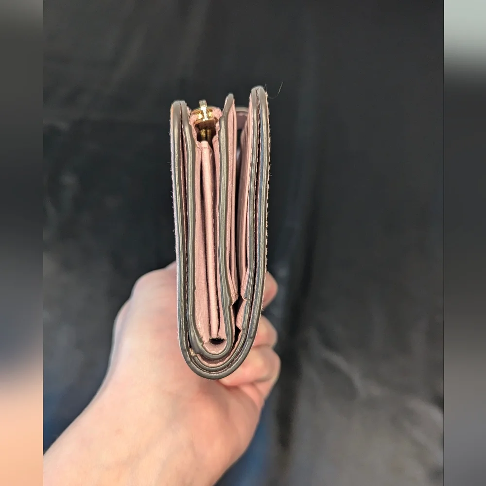 Furla women's wallet pink saffiano leather bifold gold tone hardware GUC w flaws - Picture 7 of 14